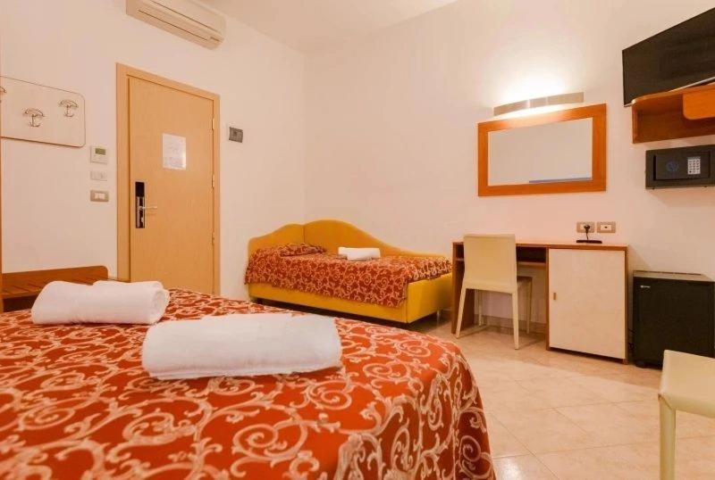 Hotel Ivana Misano Adriatico Zewnętrze zdjęcie