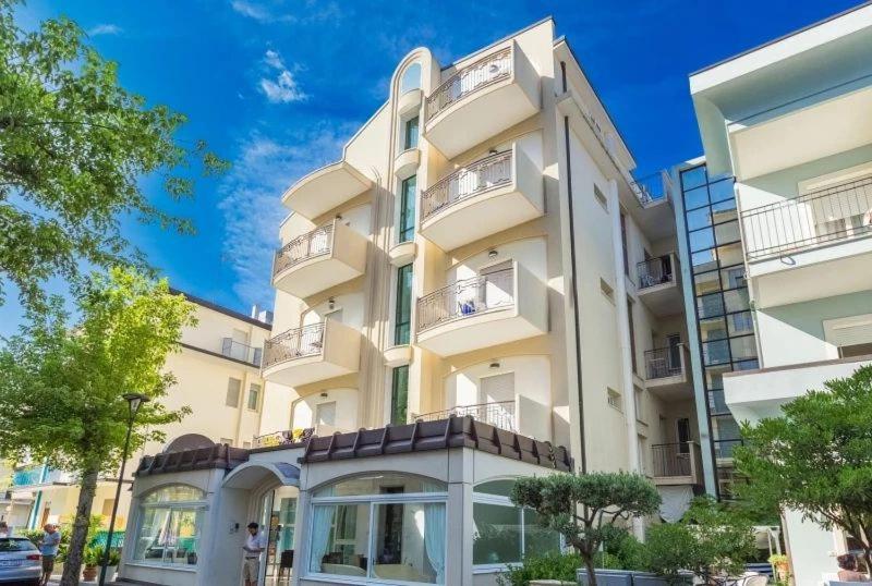 Hotel Ivana Misano Adriatico Zewnętrze zdjęcie