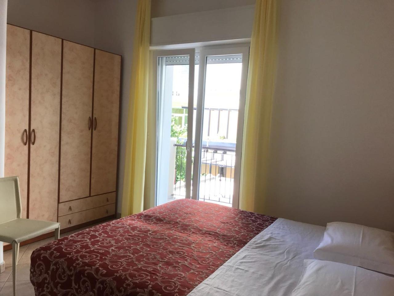 Hotel Ivana Misano Adriatico Zewnętrze zdjęcie